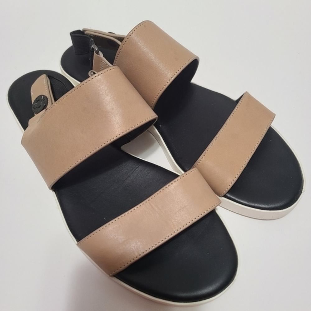 Via Spiga Tan Flat Strappy Sandals Womens 8.5‎